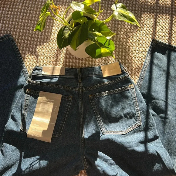 Everlane NWT High Rise Cheeky Straight Denim Jeans - Picture 1 of 6